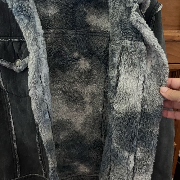 Lorena O Jean Jacket - Picture 9 of 10